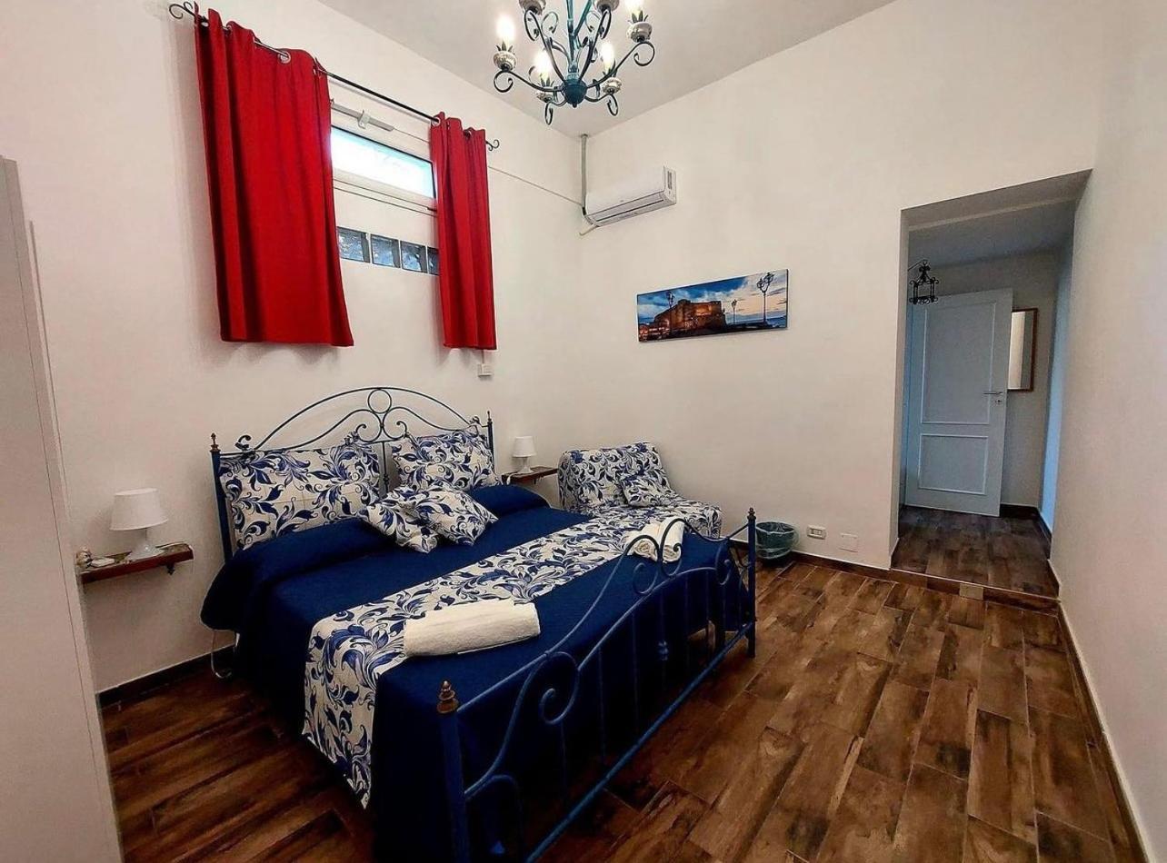 Domus Carbonari Appartement Napels Buitenkant foto